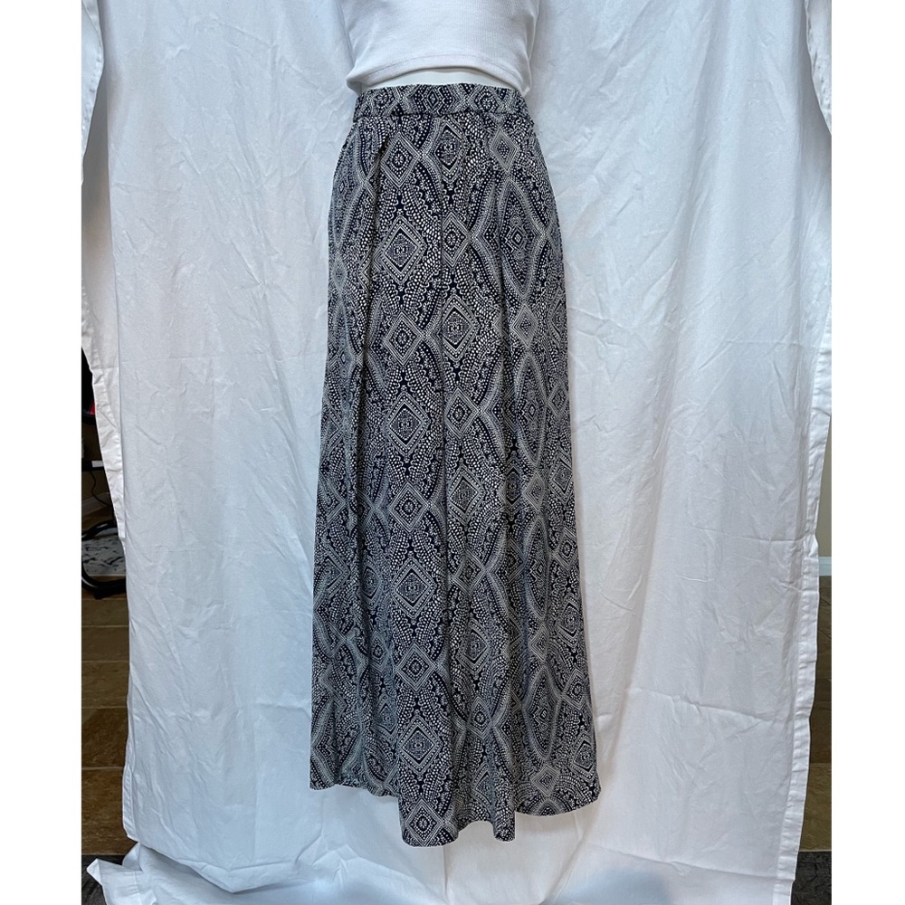 Navy printed palazzo pants